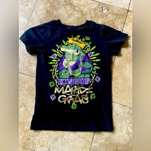 Mardi Gras boys t shirt XS 4/5. King of Mardi Gras black with alligator NWOT